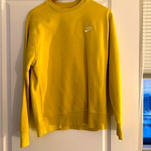 Mussssttttaaarrrdddd! Yellow Nike crewneck never worn, no tags.